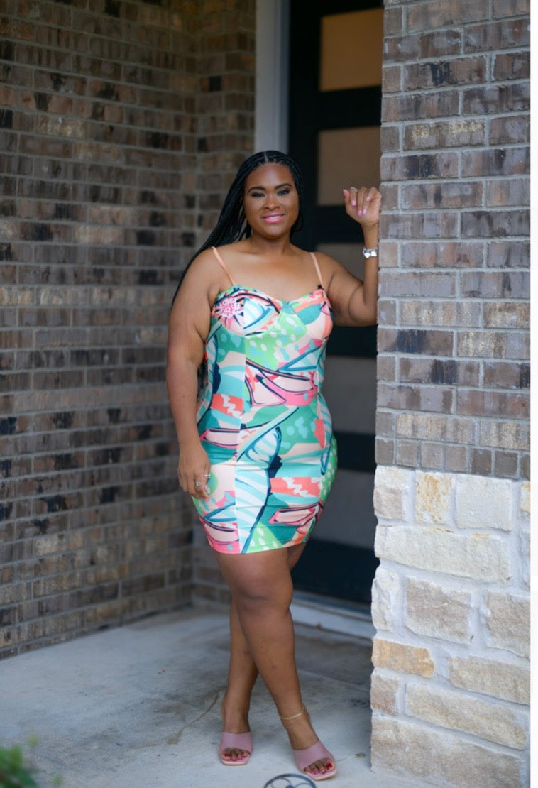 Floral Bodycon Plus size Dress – Built-In Bra