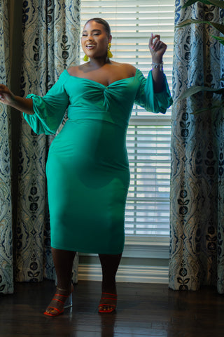 Evergreen Elegance off-Shoulder bodycon Dress